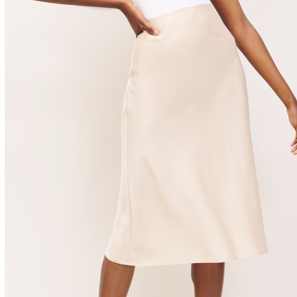 Dynamite Dresses & Skirts - HOST PICK ✔️ Satin skirt